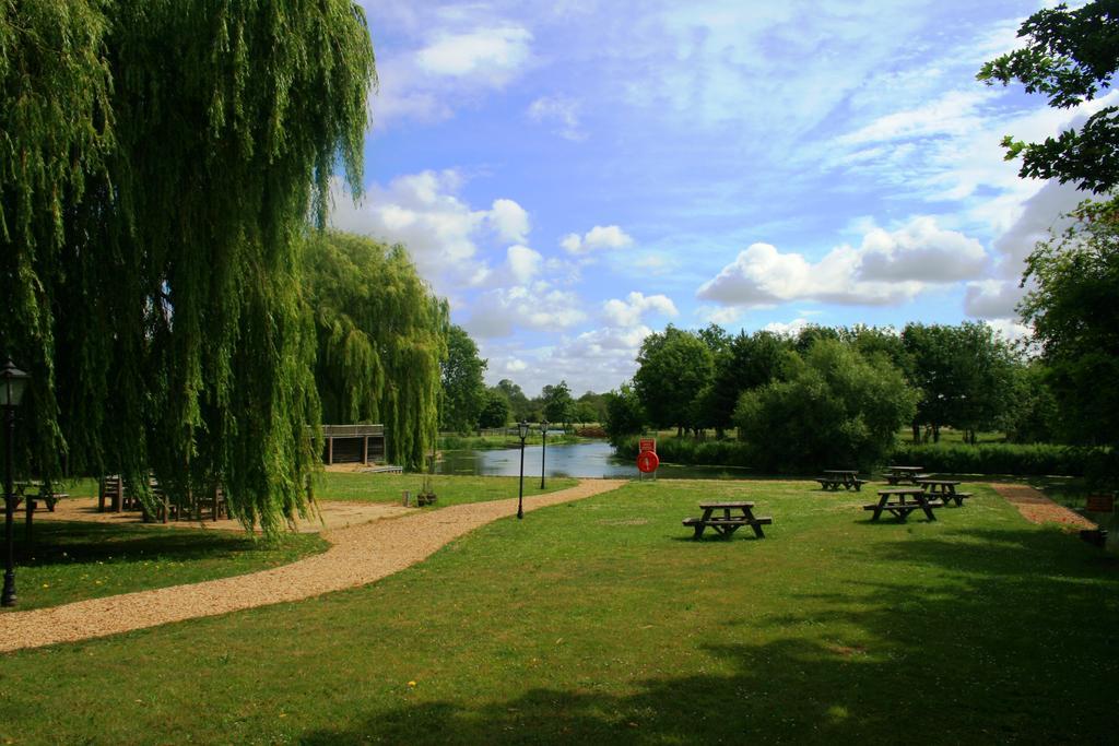 Queens Head Inn Nassington Luaran gambar